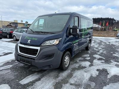 Gebraucht Peugeot Boxer 131 PS (96 kW) 2017 Blau Van