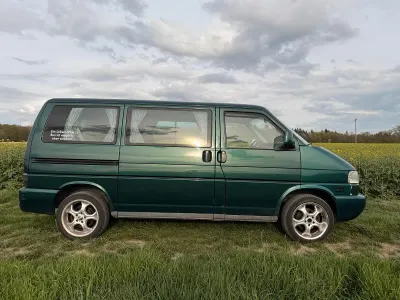 Gebraucht VW Multivan 102 PS (75 kW) 1999 Grün Van / Kleinbus
