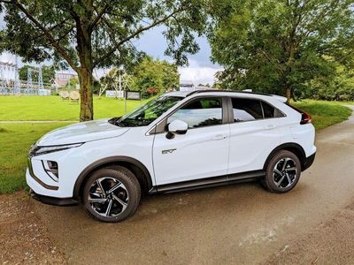 gebraucht Mitsubishi Eclipse Cross mit Anhängerkupplung und Winterreifen