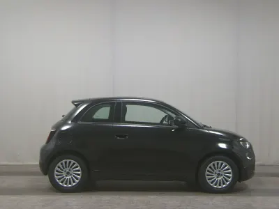 Gebraucht Fiat 500e Action 69 kW (95 PS) 2022 Schwarz Limousine
