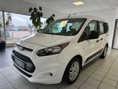 Używany Ford Transit Connect 101 KM (74 kW) 2017 Biały Minivan