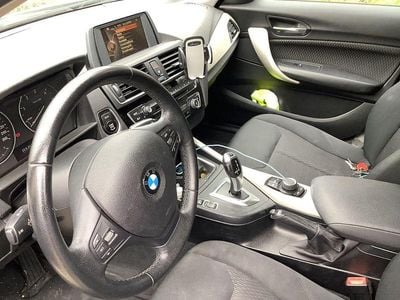 Gebraucht BMW 116 116 PS (85 kW) 2015 Schwarz Kleinwagen