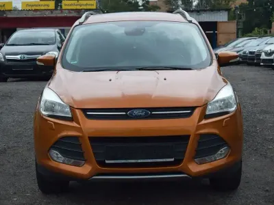Gebraucht Ford Kuga SYNC Edition 150 PS (110 kW) 2016 Tiger eye SUV