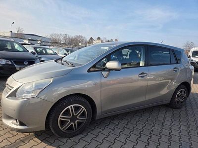 Gebraucht 2012 Toyota Verso Travel Van / Kleinbus | 4.900 € (Fairer Preis)