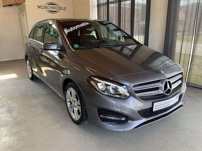 Usata Mercedes B200 156 CV (114 kW) 2016 Grigio Monovolume