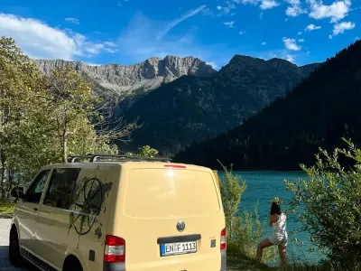 Gebraucht VW Transporter 102 PS (75 kW) 2011 Beige Van