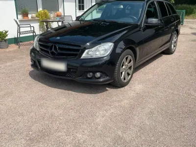 Gebraucht Mercedes C200 136 PS (100 kW) 2012 Schwarz Kombi