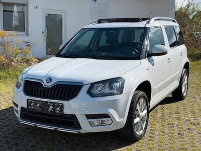 Weiß Gebraucht 2016 Skoda Yeti Joy SUV | 13.350 € (Fairer Preis)