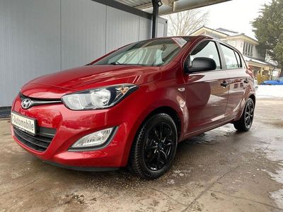 Rot Gebraucht 2014 Hyundai i20 Kleinwagen | 7.999 € (Fairer Preis)