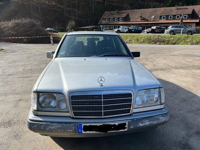 gebraucht Mercedes 200 w124/EKombi inklusive Sommer- und Winterreifen