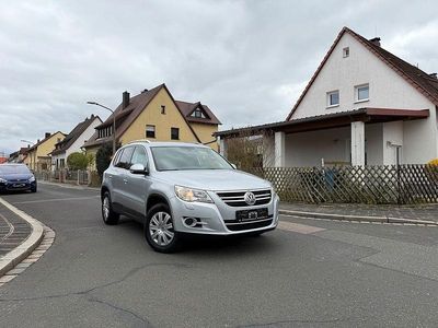 Używany VW Tiguan Trendline 140 KM (102 kW) 2009 Srebrny SUV
