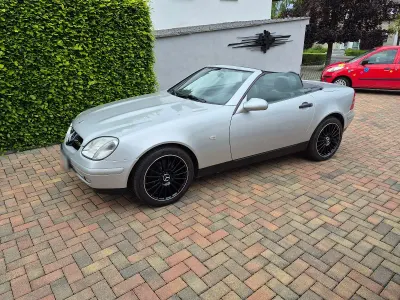 Second-hand Mercedes SLK200