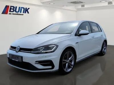 Käytetty VW Golf VII Highline 150 HP (110 kW) 2018 Valkoinen Sedan