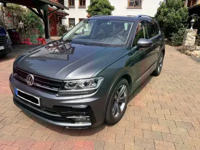 Gebraucht VW Tiguan Sound 179 PS (131 kW) 2017 Grau SUV