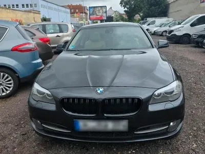 Gebraucht BMW 525 2012 Grau Limousine