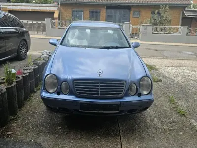 Gebraucht Mercedes CLK200 136 PS (100 kW) 1998 Blau Coupé