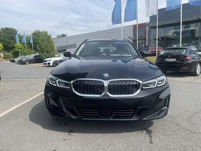 BMW 330e