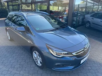 Gebraucht Opel Astra Dynamic 110 PS (80 kW) 2017 Blau Kombi