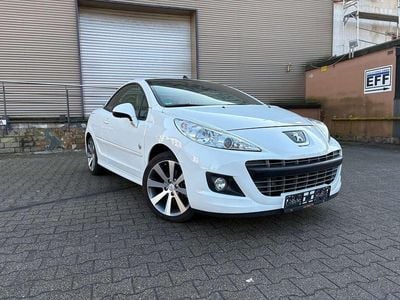 Gebraucht Peugeot 207 Roland Garros 120 PS (88 kW) 2012 Weiss banquise/deckende Cabrio