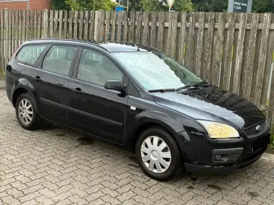 Gebraucht Ford Focus 101 PS (74 kW) 2005 Schwarz Kombi