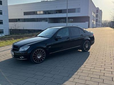 Mercedes 230