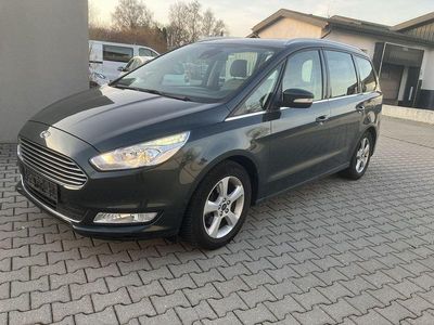 Gebraucht Ford Galaxy Titanium 160 PS (117 kW) 2016 Grau Van / Kleinbus