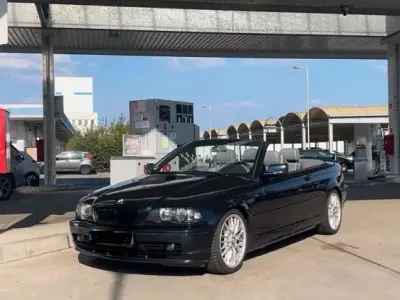 Gebraucht BMW 320 Cabriolet 170 PS (125 kW) 2001 Schwarz Cabrio
