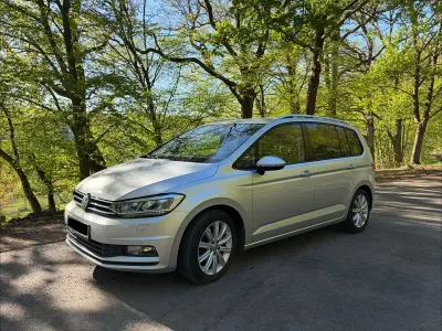 Gebraucht VW Touran Allstar 150 PS (110 kW) 2016 Silber Van / Kleinbus