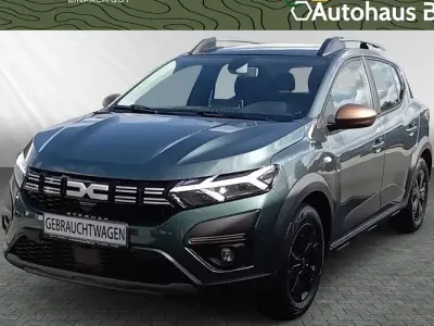 Gebraucht Dacia Sandero Extreme 110 PS (80 kW) 2024 Grün Kleinwagen