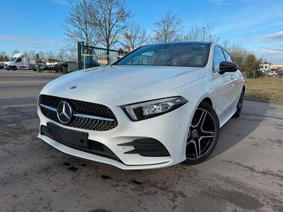 Usata Mercedes A180 AMG line 116 CV (85 kW) 2020 Bianco Berlina