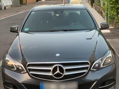 Mercedes E200