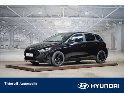 Neu Hyundai i20 Blackline 90 PS (66 kW) 2026 Phantom black Kleinwagen