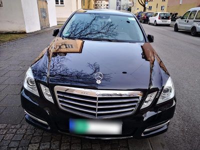 Gebraucht Mercedes E350 Avantgarde 265 PS (194 kW) 2011 Schwarz Limousine
