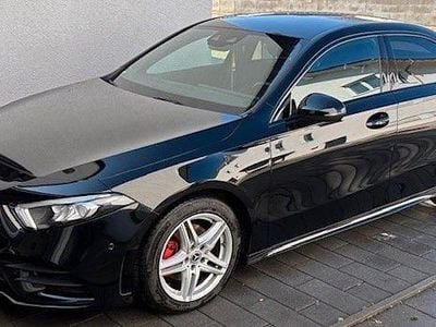 Gebraucht Mercedes A200 163 PS (119 kW) 2020 Schwarz Limousine