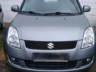 Grau Gebraucht 2008 Suzuki Swift Kleinwagen | 2.000 € (Guter Preis)