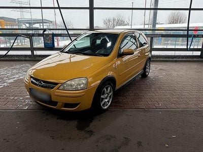Gebraucht Opel Corsa 80 PS (58 kW) 2005 Gelb Kleinwagen