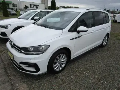 Gebraucht VW Touran Comfortline 150 PS (110 kW) 2017 Weiß Van / Kleinbus