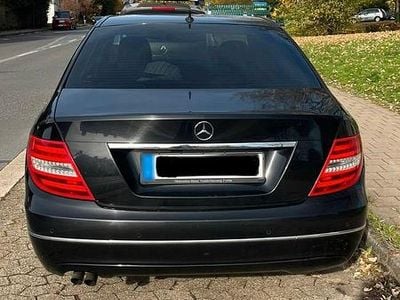 Gebraucht Mercedes C180 Avantgarde 156 PS (114 kW) 2014 Schwarz Limousine