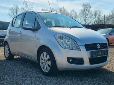 Gebraucht Suzuki Splash 86 PS (63 kW) 2010 Grau Kleinwagen