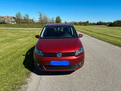 Gebraucht VW Touran Highline 177 PS (130 kW) 2014 Rot Van / Kleinbus