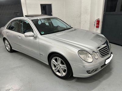 Mercedes E280
