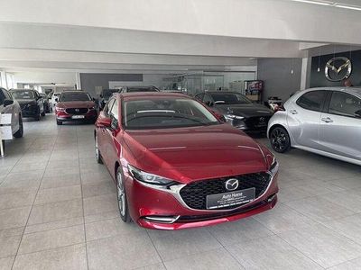 Begagnad Mazda 3 Selection 186 HK (136 kW) 2023 Röd Sedan