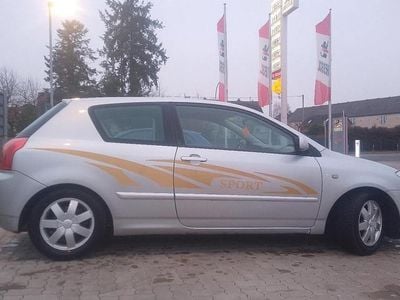 Gebraucht Toyota Corolla 97 PS (71 kW) 2002 Silber Kleinwagen