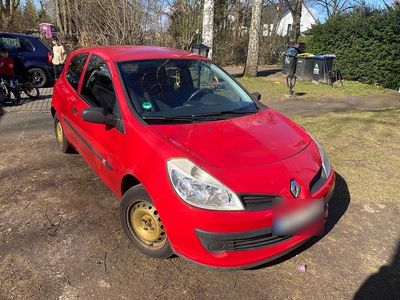Gebraucht Renault Clio II 75 PS (55 kW) 2008 Rot Kleinwagen