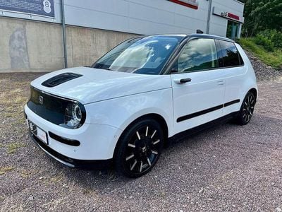Honda e