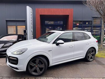 Weiß Gebraucht 2022 Porsche Cayenne Platinum Edition SUV | 82.500 € (Guter Preis)