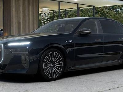 Gebraucht BMW M760e Comfort Edition 571 PS (419 kW) 2025 Schwarz Limousine