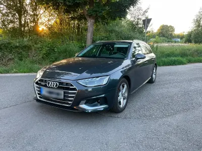 Gebraucht Audi A4 150 PS (110 kW) 2023 Grau Kombi