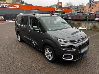 Grau Gebraucht 2019 Citroën Berlingo Shine Van / Kleinbus | 16.500 € (Guter Preis)