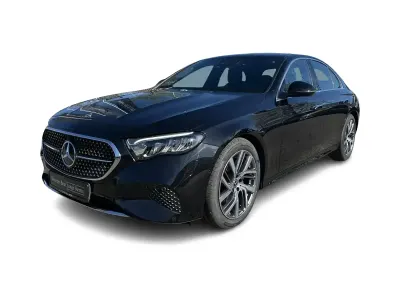 Gebraucht Mercedes E220 Avantgarde 197 PS (144 kW) 2025 Andere Limousine